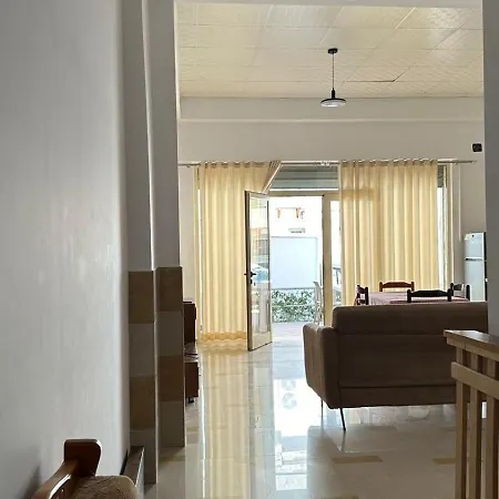 Appartement Orikum Apartaments *
